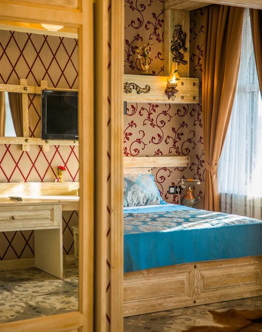 Lviv Castle Hotel Baku 3*,
