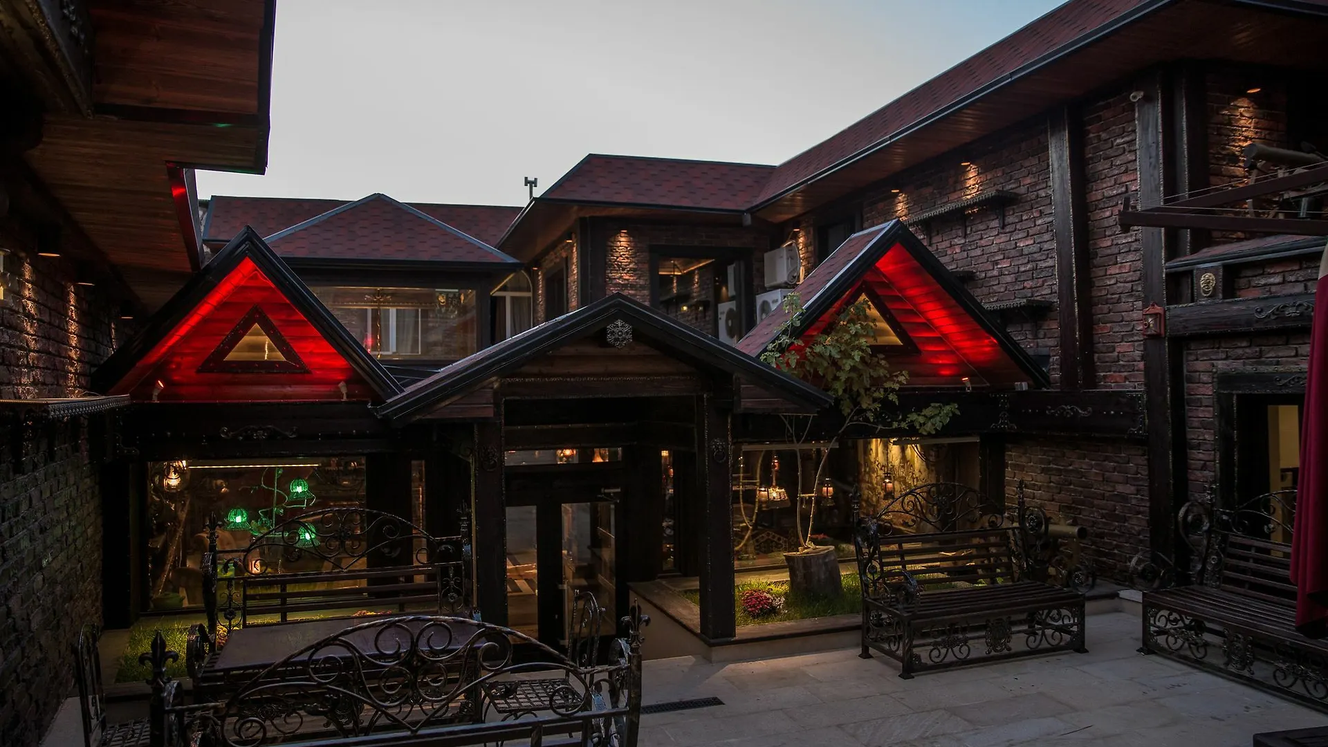 Lviv Castle Hotel Baku